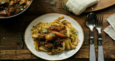 Ό&tau;&alpha;&nu; &tau;&omicron; &kappa;&alpha;&lambda;&alpha;&theta;ά&kappa;&iota; &Lambda;ή&mu;&nu;&omicron;&upsilon; &laquo;&sigma;&upsilon;&nu;&alpha;&nu;&tau;ά&epsilon;&iota;&raquo; &tau;&omicron; &rho;&alpha;&gamma;&omicron;ύ &eta; &gamma;&epsilon;ύ&sigma;&eta; &epsilon;ί&nu;&alpha;&iota;&hellip; &epsilon;&kappa;&rho;&eta;&kappa;&tau;&iota;&kappa;ή