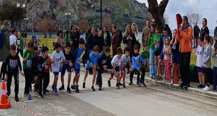 &Epsilon;&Alpha;&Sigma; &Sigma;&Epsilon;&Gamma;&Alpha;&Sigma; &Lambda;έ&sigma;&beta;&omicron;&upsilon;: &Tau;&alpha; &delta;&iota;&omicron;&rho;&theta;&omega;&mu;έ&nu;&alpha; &alpha;&pi;&omicron;&tau;&epsilon;&lambda;έ&sigma;&mu;&alpha;&tau;&alpha; &tau;&omicron;&upsilon; &Alpha;&nu;&omega;&mu;ά&lambda;&omicron;&upsilon; &Delta;&rho;ό&mu;&omicron;&upsilon; &sigma;&tau;&eta; &Lambda;ή&mu;&nu;&omicron;