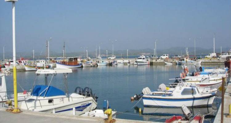 &Gamma;ή&pi;&epsilon;&delta;&omicron; &Mu;&omicron;ύ&delta;&rho;&omicron;&upsilon;: &Omicron; &Delta;ή&mu;&omicron;&sigmaf; &Lambda;ή&mu;&nu;&omicron;&upsilon; &pi;&rho;&omicron;&chi;ώ&rho;&eta;&sigma;&epsilon; &sigma;&tau;&eta; &delta;&eta;&mu;&omicron;&pi;&rho;ά&tau;&eta;&sigma;&eta; &tau;&omicron;&upsilon; έ&rho;&gamma;&omicron;&upsilon;