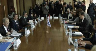 &Omicron; &Tau;&omicron;ύ&rho;&kappa;&omicron;&sigmaf; &upsilon;&phi;&upsilon;&pi;&omicron;&upsilon;&rho;&gamma;ό&sigmaf; &Delta;&iota;&kappa;&alpha;&iota;&omicron;&sigma;ύ&nu;&eta;&sigmaf; &sigma;&tau;&eta;&nu; &Alpha;&theta;ή&nu;&alpha;, &theta;&alpha; έ&chi;&epsilon;&iota; &tau;&epsilon;&tau; &alpha; &tau;&epsilon;&tau; &mu;&epsilon; &Kappa;&omicron;&nu;&tau;&omicron;&nu;ή | &Mu;&epsilon; &phi;ό&nu;&tau;&omicron; &tau;&omicron;&upsilon;&sigmaf; 8 &sigma;&tau;&rho;&alpha;&tau;&iota;&omega;&tau;&iota;&kappa;&omicron;ύ&sigmaf;