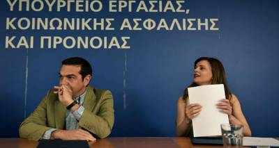 Ό&xi;&upsilon;&nu;&sigma;&eta; &kappa;&alpha;&iota; &pi;&alpha;&rho;&omicron;&chi;&omicron;&lambda;&omicron;&gamma;ί&alpha; &tau;&omicron; &delta;ί&pi;&tau;&upsilon;&chi;&omicron; &tau;&eta;&sigmaf; &kappa;&upsilon;&beta;&epsilon;&rho;&nu;&eta;&tau;&iota;&kappa;ή&sigmaf; &alpha;&nu;&tau;&epsilon;&pi;ί&theta;&epsilon;&sigma;&eta;&sigmaf;, &kappa;ό&nu;&tau;&rho;&alpha; &sigma;&epsilon; &delta;&iota;&alpha;&delta;&eta;&lambda;ώ&sigma;&epsilon;&iota;&sigmaf; &kappa;&alpha;&iota; &gamma;&kappa;ά&lambda;&omicron;&pi;