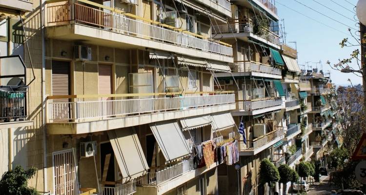 Airbnb: Τι ισχύει με ΦΠΑ, Αριθμό Μητρώου Ακινήτου και διάρκεια μίσθωσης -Τα SOS της ΑΑΔΕ για τους ιδιοκτήτες