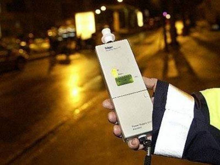 &Sigma;ύ&lambda;&lambda;&eta;&psi;&eta; &mu;&epsilon;&theta;&upsilon;&sigma;&mu;έ&nu;&omicron;&upsilon; &omicron;&delta;&eta;&gamma;&omicron;ύ &sigma;&tau;&eta; &Lambda;ή&mu;&nu;&omicron;