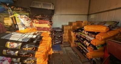 &Delta;&omega;&rho;&epsilon;ά 500 &kappa;&iota;&lambda;ώ&nu; &zeta;&omega;&omicron;&tau;&rho;&omicron;&phi;ή&sigmaf; &gamma;&iota;&alpha; &tau;&alpha; &alpha;&delta;έ&sigma;&pi;&omicron;&tau;&alpha; &tau;&omicron;&upsilon; &kappa;&alpha;&tau;&alpha;&phi;&upsilon;&gamma;ί&omicron;&upsilon; &Lambda;ή&mu;&nu;&omicron;&upsilon;