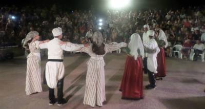 &Mu;&epsilon; &mu;&iota;&alpha; &lambda;&alpha;&mu;&pi;&rho;ή &epsilon;&kappa;&delta;ή&lambda;&omega;&sigma;&eta; &alpha;&pi;&omicron;&chi;&alpha;&iota;&rho;έ&tau;&eta;&sigma;&epsilon; &eta; &Lambda;ή&mu;&nu;&omicron;&sigmaf; &tau;&eta; &Rho;&epsilon;&gamma;&kappa;ά&tau;&alpha; &Phi;&iota;&lambda;ί&alpha;&sigmaf; 2019 (photos)