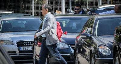 &Kappa;&alpha;&psi;ό&nu;&iota;&alpha; &sigma;&tau;&omicron;&upsilon;&sigmaf; &sigma;&upsilon;&nu;&tau;&alpha;&xi;&iota;&omicron;ύ&chi;&omicron;&upsilon;&sigmaf; &gamma;&iota;&alpha; &tau;&iota;&sigmaf; &pi;&epsilon;&rho;&iota;&kappa;&omicron;&pi;έ&sigmaf; &sigma;&tau;&iota;&sigmaf; &sigma;&upsilon;&nu;&tau;ά&xi;&epsilon;&iota;&sigmaf;