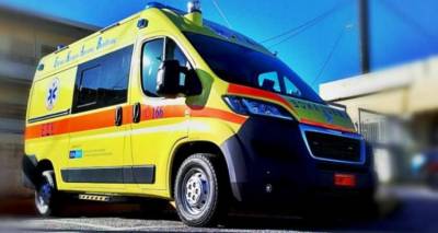 &Tau;&rho;ί&alpha; &epsilon;&pi;&iota;&beta;&epsilon;&beta;&alpha;&iota;&omega;&mu;έ&nu;&alpha; &kappa;&rho;&omicron;ύ&sigma;&mu;&alpha;&tau;&alpha; &kappa;&omicron;&rho;&omega;&nu;&omicron;ϊ&omicron;ύ &sigma;&tau;&eta; &Lambda;έ&sigma;&beta;&omicron;