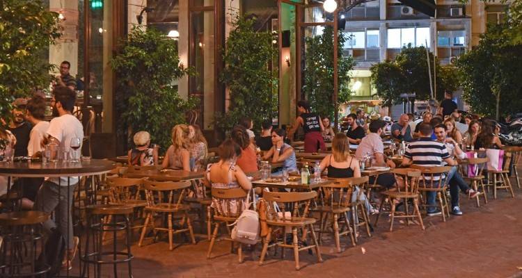 Ψυχαγωγία, μουσική, ωράριο ελεύθερα για τους εμβολιασμένους