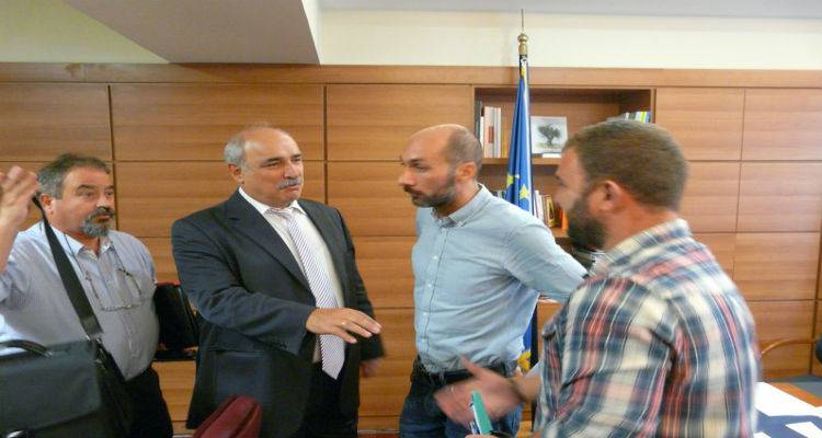 Όλα όσα έγιναν στη σύσκεψη για την καταπολέμηση των αγριοκούνελων στη Λήμνο (photos)