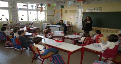 Εκ νέου διαμαρτυρία των Γονέων Κάσπακα και Θάνους προς το νέο Υπουργό Παιδειας
