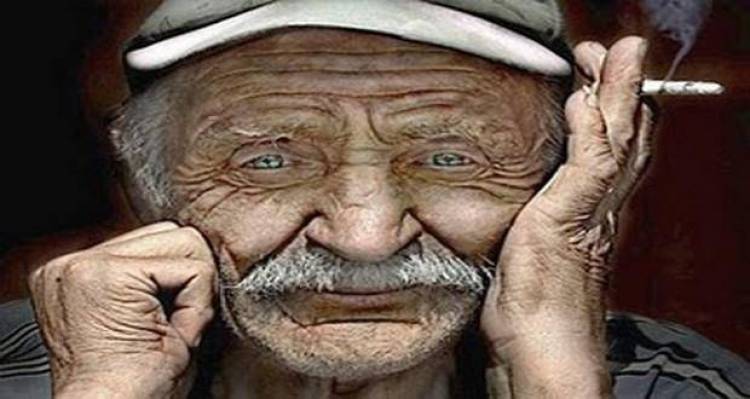 &Omicron; &pi;&alpha;&pi;&pi;&omicron;ύ&sigmaf; &mu;&omicron;&upsilon; ή&tau;&alpha;&nu; &kappa;&omicron;&mu;&mu;&omicron;&upsilon;&nu;&iota;&sigma;&tau;ή&sigmaf;
