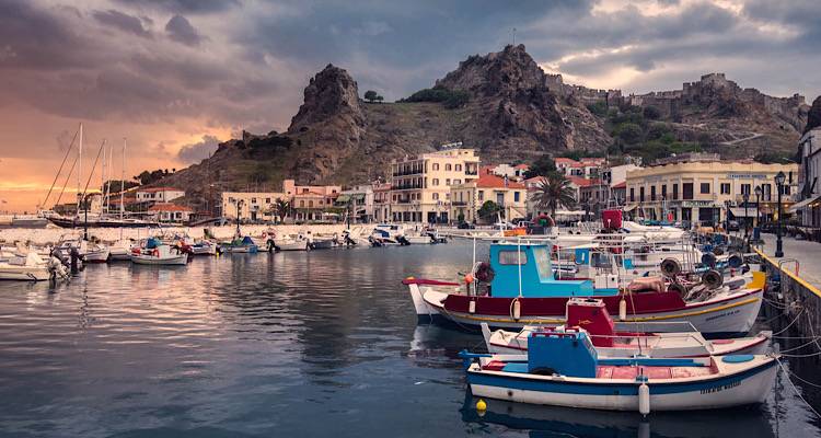 &Pi;&rho;ό&tau;&alpha;&sigma;&eta; &laquo;&Beta;ό&mu;&beta;&alpha;&raquo; &Sigma;&tau;&omicron;&upsilon;&rho;&nu;ά&rho;&alpha;: &Delta;ώ&sigma;&tau;&epsilon; &tau;&omicron;&nu; &Epsilon;&Nu;&Phi;&Iota;&Alpha; &sigma;&tau;&omicron;&upsilon;&sigmaf; &Delta;ή&mu;&omicron;&upsilon;&sigmaf;