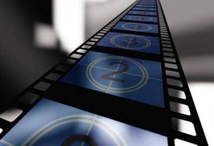 &Tau;&alpha; &sigma;&chi;&omicron;&lambda;&epsilon;ί&alpha; &tau;&eta;&sigmaf; &Lambda;ή&mu;&nu;&omicron;&upsilon; &tau;&alpha;&xi;&iota;&delta;&epsilon;ύ&omicron;&upsilon;&nu; &sigma;&tau;&eta; &Chi;ί&omicron; &gamma;&iota;&alpha; &tau;&omicron; &Phi;&epsilon;&sigma;&tau;&iota;&beta;ά&lambda; &mu;&alpha;&theta;&eta;&tau;&iota;&kappa;ώ&nu; &tau;&alpha;&iota;&nu;&iota;ώ&nu; &Beta;&omicron;&rho;&epsilon;ί&omicron;&upsilon; &Alpha;&iota;&gamma;&alpha;ί&omicron;&upsilon;