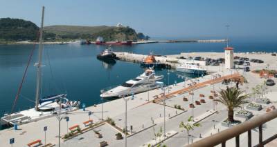 &Phi;&omega;&tau;&omicron;&gamma;&rho;&alpha;&phi;ί&alpha;: lemnoshotel