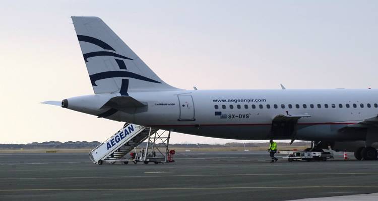 M&epsilon; 58 &alpha;&epsilon;&rho;&omicron;&sigma;&kappa;ά&phi;&eta; &epsilon;&pi;&iota;&chi;&epsilon;&iota;&rho;&epsilon;ί &tau;&omicron; 2017 &eta; Aegean, έ&nu;&alpha;&nu;&tau;&iota; 62 &tau;&omicron; 2016