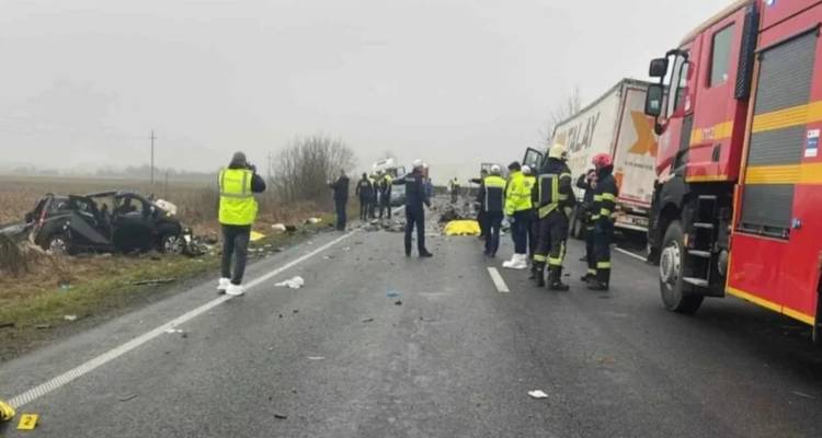 &Alpha;&nu;&alpha;&pi;ά&nu;&tau;&eta;&tau;&alpha; &epsilon;&rho;&omega;&tau;ή&mu;&alpha;&tau;&alpha; &gamma;&iota;&alpha; &tau;&omicron; &phi;&omicron;&nu;&iota;&kappa;ό &tau;&rho;&omicron;&chi;&alpha;ί&omicron; &sigma;&tau;&eta; &Rho;&omicron;&upsilon;&mu;&alpha;&nu;ί&alpha; -&Nu;έ&epsilon;&sigmaf; &lambda;&epsilon;&pi;&tau;&omicron;&mu;έ&rho;&epsilon;&iota;&epsilon;&sigmaf; έ&rho;&chi;&omicron;&nu;&tau;&alpha;&iota; &sigma;&tau;&omicron; &phi;&omega;&sigmaf;, &tau;&iota; &lambda;έ&nu;&epsilon; &omicron;&iota; &epsilon;&iota;&delta;&iota;&kappa;&omicron;ί