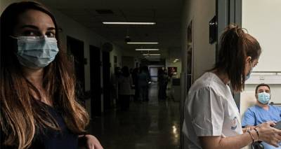 &Epsilon;&pi;&iota;&sigma;&tau;&rho;ά&tau;&epsilon;&upsilon;&sigma;&eta; &gamma;&iota;&alpha;&tau;&rho;ώ&nu;: &Sigma;&tau;&eta; &laquo;&mu;ά&chi;&eta;&raquo; &tau;&omicron;&upsilon; &Epsilon;&Sigma;&Upsilon; &sigma;ή&mu;&epsilon;&rho;&alpha; &omicron;&iota; 206 &iota;&delta;&iota;ώ&tau;&epsilon;&sigmaf;