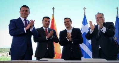 &Sigma;&kappa;&omicron;&pi;&iota;&alpha;&nu;ό: &Omicron; &Zeta;ά&epsilon;&phi; &mu;&iota;&lambda;ά &gamma;&iota;&alpha; &laquo;&mu;&alpha;&kappa;&epsilon;&delta;&omicron;&nu;&iota;&kappa;ό &sigma;&tau;&rho;&alpha;&tau;ό&raquo; &kappa;&alpha;&iota; &omicron; &Kappa;&omicron;&tau;&zeta;&iota;ά&sigmaf; &tau;&omicron;&nu;... &delta;&iota;&kappa;&alpha;&iota;&omicron;&lambda;&omicron;&gamma;&epsilon;ί