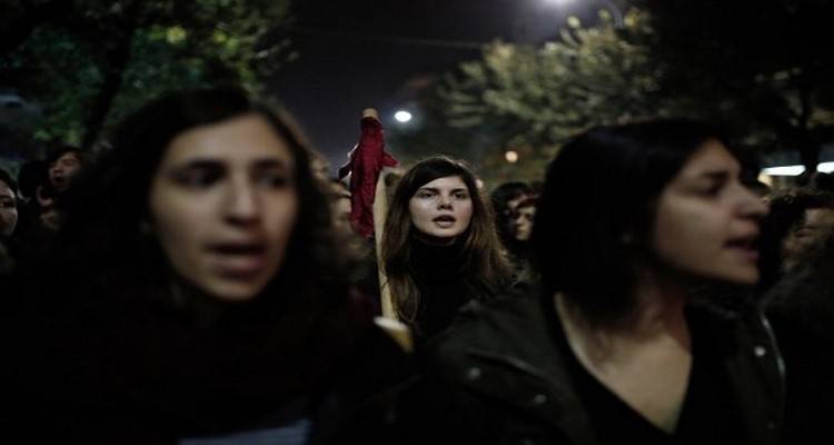 "Generation G": 200.000 &nu;έ&omicron;&iota; Έ&lambda;&lambda;&eta;&nu;&epsilon;&sigmaf; &epsilon;&gamma;&kappa;&alpha;&tau;έ&lambda;&epsilon;&iota;&psi;&alpha;&nu; &tau;&eta; &chi;ώ&rho;&alpha; &lambda;ό&gamma;&omega; &kappa;&rho;ί&sigma;&eta;&sigmaf;