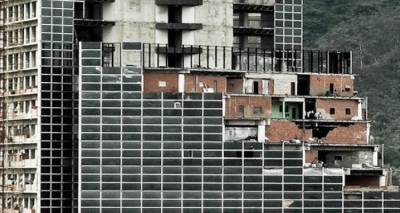 &Eta; &alpha;&upsilon;&tau;&omicron;&kappa;&tau;&omicron;&nu;ί&alpha; &tau;&eta;&sigmaf; &Beta;&epsilon;&nu;&epsilon;&zeta;&omicron;&upsilon;έ&lambda;&alpha;&sigmaf;