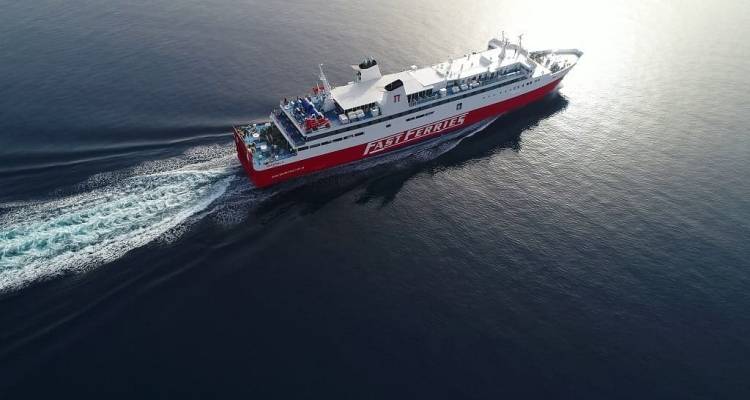 Έκτακτα δρομολόγια της FAST FERRIES: Από Ραφήνα και Πειραιά στη Λήμνο και το Βόρειο Αιγαίο