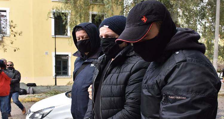 Δημήτρης Λιγνάδης: Στην ανακρίτρια κατηγορούμενος για βιασμό κατά συρροή