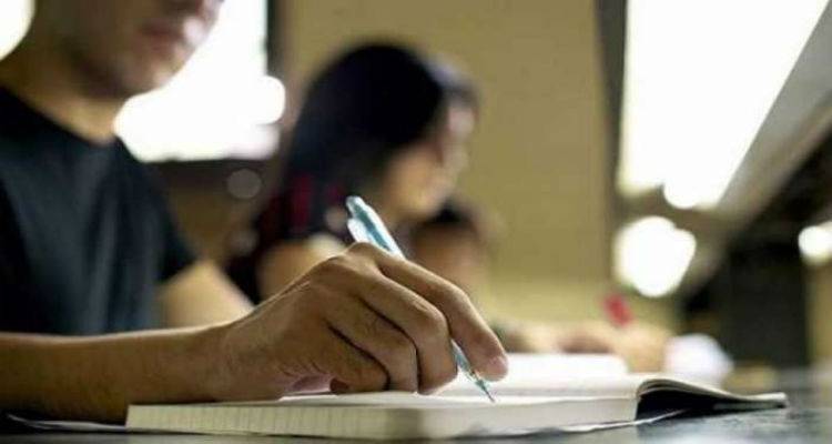 &Mu;&epsilon; &tau;έ&sigma;&sigma;&epsilon;&rho;&alpha; &mu;&alpha;&theta;ή&mu;&alpha;&tau;&alpha; &tau;&omicron; &alpha;&pi;&omicron;&lambda;&upsilon;&tau;ή&rho;&iota;&omicron; &Lambda;&upsilon;&kappa;&epsilon;ί&omicron;&upsilon; | &Omicron;&iota; &alpha;&lambda;&lambda;&alpha;&gamma;έ&sigmaf; &pi;&omicron;&upsilon; &epsilon;&xi;&epsilon;&tau;ά&zeta;&epsilon;&iota; &tau;&omicron; &upsilon;&pi;&omicron;&upsilon;&rho;&gamma;&epsilon;ί&omicron; &Pi;&alpha;&iota;&delta;&epsilon;ί&alpha;&sigmaf;