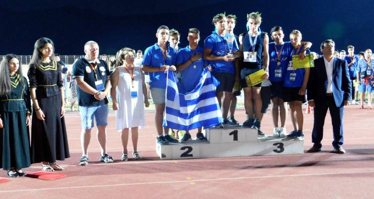 Έ&pi;&epsilon;&sigma;&epsilon; &eta; &alpha;&upsilon;&lambda;&alpha;ί&alpha; &tau;&omicron;&upsilon; &Alpha;&rho;&chi;&alpha;ί&omicron;&upsilon; &Pi;&epsilon;&nu;&tau;ά&theta;&lambda;&omicron;&upsilon; &Lambda;ή&mu;&nu;&omicron;&upsilon; 2017 (photos)