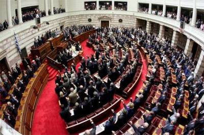Στη Βουλή κατατέθηκε το πρώτο πακέτο μέτρων