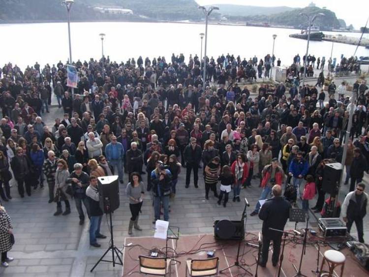 &Omicron; &alpha;&gamma;ώ&nu;&alpha;&sigmaf; &tau;ώ&rho;&alpha; &delta;&iota;&kappa;&alpha;&iota;ώ&nu;&epsilon;&tau;&alpha;&iota; &sigma;&epsilon; &Iota;&kappa;&alpha;&rho;ί&alpha; &kappa;&alpha;&iota; &Lambda;ή&mu;&nu;&omicron;