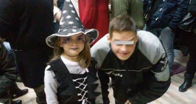 &Tau;&omicron; &Epsilon;&Epsilon;&Epsilon;&Epsilon;&Kappa; &Lambda;ή&mu;&nu;&omicron;&upsilon; &sigma;&tau;&eta; &Chi;&rho;&iota;&sigma;&tau;&omicron;&upsilon;&gamma;&epsilon;&nu;&nu;&iota;ά&tau;&iota;&kappa;&eta; &gamma;&iota;&omicron;&rho;&tau;ή &tau;&omicron;&upsilon; &Delta;&eta;&mu;&omicron;&tau;&iota;&kappa;&omicron;ύ &Sigma;&chi;&omicron;&lambda;&epsilon;ί&omicron;&upsilon; &Mu;&omicron;ύ&delta;&rho;&omicron;&upsilon;