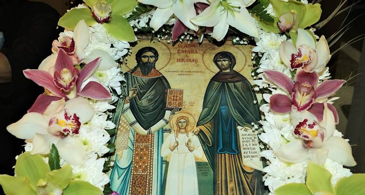 &Epsilon;&omicron;&rho;&tau;ά&zeta;&epsilon;&iota; &omicron; &Iota;&epsilon;&rho;ό&sigmaf; &Nu;&alpha;ό&sigmaf; &Alpha;&gamma;ί&omega;&nu; &Rho;&alpha;&phi;&alpha;ή&lambda;, &Nu;&iota;&kappa;&omicron;&lambda;ά&omicron;&upsilon; &kappa;&alpha;&iota; &Epsilon;&iota;&rho;ή&nu;&eta;&sigmaf; &sigma;&tau;&omicron; &Mu;&omicron;ύ&delta;&rho;&omicron;