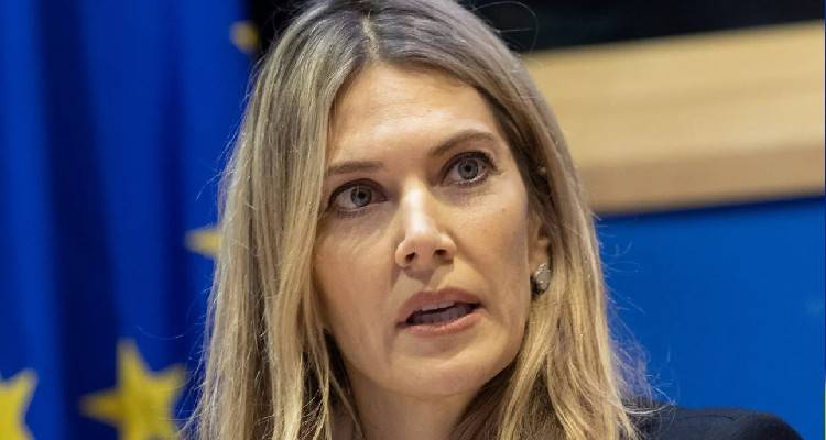 &Sigma;&omicron;&kappa; &gamma;&iota;&alpha; &tau;&eta;&nu; &Epsilon;ύ&alpha; &Kappa;&alpha;ϊ&lambda;ή: &Pi;&rho;&omicron;&phi;&upsilon;&lambda;&alpha;&kappa;ί&sigma;&tau;&eta;&kappa;&epsilon; &gamma;&iota;&alpha; &tau;&omicron; Qatargate -&Kappa;&rho;&alpha;&tau;&omicron;ύ&mu;&epsilon;&nu;&eta; &gamma;&iota;&alpha; έ&nu;&alpha;&nu; &alpha;&kappa;ό&mu;&eta; &mu;ή&nu;&alpha;