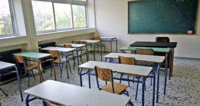 &Zeta;ά&kappa;&upsilon;&nu;&theta;&omicron;&sigmaf;: &Gamma;&epsilon;&mu;ά&tau;&omicron; &tau;&omicron; ό&pi;&lambda;&omicron; &tau;&omicron;&upsilon; 14&chi;&rho;&omicron;&nu;&omicron;&upsilon; -&Pi;ή&gamma;&epsilon; &sigma;&tau;&omicron; &sigma;&chi;&omicron;&lambda;&epsilon;ί&omicron; έ&chi;&omicron;&nu;&tau;ά&sigmaf; &tau;&omicron; &kappa;&rho;&epsilon;&mu;&alpha;&sigma;&mu;έ&nu;&omicron; &sigma;&tau;&eta; &zeta;ώ&nu;&eta; &tau;&omicron;&upsilon;