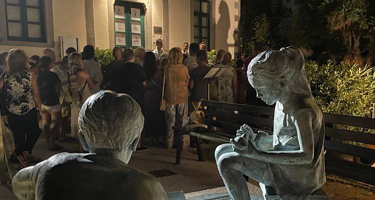 &Eta; performance &tau;&omicron;&upsilon; &Epsilon;&upsilon;&rho;&iota;&pi;ί&delta;&eta; &Lambda;&alpha;&sigma;&kappa;&alpha;&rho;ί&delta;&eta; ή&tau;&alpha;&nu; &mu;&iota;&alpha; &tau;&epsilon;&lambda;&epsilon;&tau;&omicron;&upsilon;&rho;&gamma;ί&alpha; &gamma;&iota;&alpha; &tau;&eta;&nu; ύ&pi;&alpha;&rho;&xi;&eta; &kappa;&alpha;&iota; &tau;&eta; &mu;&epsilon;&tau;&alpha;&mu;ό&rho;&phi;&omega;&sigma;ή &tau;&eta;&sigmaf;!