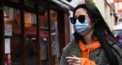 &Kappa;&omicron;&rho;&omicron;&nu;&omicron;ϊό&sigmaf;: &Sigma;&upsilon;&nu;&alpha;&gamma;&epsilon;&rho;&mu;ό&sigmaf; &alpha;&pi;ό &tau;&eta;&nu; &epsilon;&xi;ά&pi;&lambda;&omega;&sigma;&eta; &kappa;&alpha;&iota; &tau;&alpha; &kappa;&rho;&omicron;ύ&sigma;&mu;&alpha;&tau;&alpha; &sigma;&tau;&eta;&nu; &Iota;&tau;&alpha;&lambda;ί&alpha;