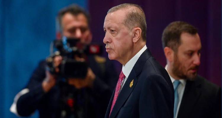Νέο παραλήρημα Ερντογάν: 2-3 πρόσωπα στην Ελλάδα δεν κάθονται ήσυχα, κάνουν δηλώσεις, δεν ξέρουν τα όριά τους