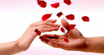 8 &Mu;&alpha;ΐ&omicron;&upsilon; - &Pi;&alpha;&gamma;&kappa;ό&sigma;&mu;&iota;&alpha; &Eta;&mu;έ&rho;&alpha; &Mu;&epsilon;&sigma;&omicron;&gamma;&epsilon;&iota;&alpha;&kappa;ή&sigmaf; &Alpha;&nu;&alpha;&iota;&mu;ί&alpha;&sigmaf;