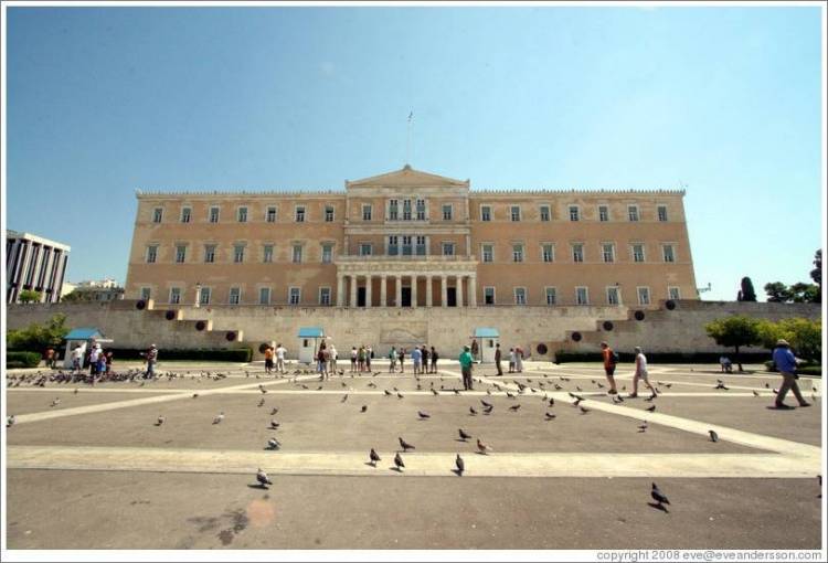 &Tau;&omicron; &pi;&rho;&omicron;&phi;ί&lambda; &tau;&omicron;&upsilon; &pi;&lambda;&eta;&theta;&upsilon;&sigma;&mu;&omicron;ύ &sigma;&tau;&eta;&nu; &Epsilon;&lambda;&lambda;ά&delta;&alpha;