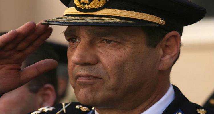 &Pi;&alpha;&rho;&alpha;&iota;&tau;ή&theta;&eta;&kappa;&epsilon; &omicron; &alpha;&rho;&chi;&eta;&gamma;ό&sigmaf; &tau;&omicron;&upsilon; &Pi;&upsilon;&rho;&omicron;&sigma;&beta;&epsilon;&sigma;&tau;&iota;&kappa;&omicron;ύ &Sigma;ώ&mu;&alpha;&tau;&omicron;&sigmaf;