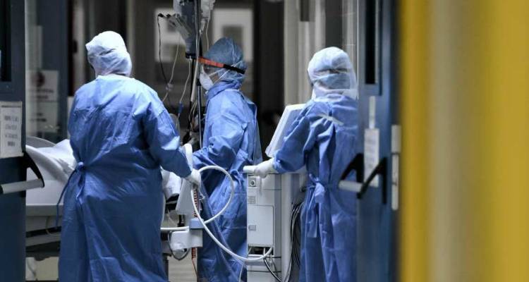 Κορωνοϊός: Στα 2.199 τα νέα κρούσματα | 596 διασωληνωμένοι - 111 θάνατοι