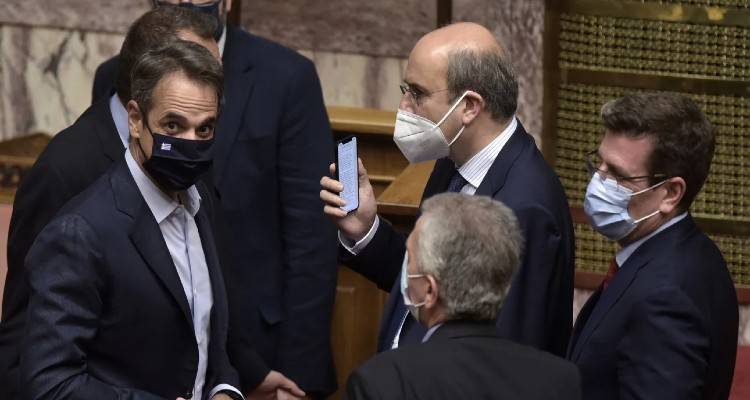 Πέρασε με 158 «ναι» το νέο εργασιακό | 56 άρθρα ψήφισε ο ΣΥΡΙΖΑ