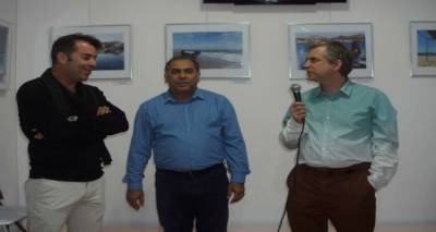 &Epsilon;&gamma;&kappa;&alpha;ί&nu;&iota;&alpha; &gamma;&iota;&alpha; &tau;&eta;&nu; έ&kappa;&theta;&epsilon;&sigma;&eta; &tau;&eta;&sigmaf; &Phi;&omega;&tau;&omicron;&gamma;&rho;&alpha;&phi;&iota;&kappa;ή&sigmaf; &Omicron;&mu;ά&delta;&alpha;&sigmaf; &Lambda;ή&mu;&nu;&omicron;&upsilon; &sigma;&tau;&eta; &Alpha;&theta;ή&nu;&alpha; (photos)