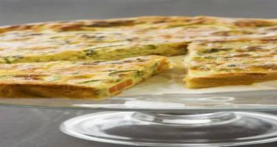 &Tau;ά&rho;&tau;&alpha; &mu;&epsilon; &kappa;&omicron;&lambda;&omicron;&kappa;&upsilon;&theta;ά&kappa;&iota;&alpha; &kappa;&alpha;&iota; &tau;&upsilon;&rho;&iota;ά &Lambda;ή&mu;&nu;&omicron;&upsilon;