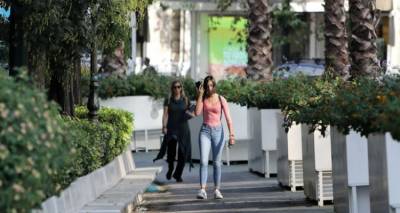 &Kappa;&omicron;&rho;&omega;&nu;&omicron;ϊό&sigmaf;: &Tau;&iota; &alpha;&lambda;&lambda;ά&zeta;&epsilon;&iota; &sigma;&tau;&eta;&nu; &kappa;&alpha;&theta;&eta;&mu;&epsilon;&rho;&iota;&nu;ό&tau;&eta;&tau;ά &mu;&alpha;&sigmaf; &alpha;&pi;ό &tau;&eta;&nu; &Tau;&rho;ί&tau;&eta; | &Tau;&alpha; &mu;έ&tau;&rho;&alpha; &pi;&omicron;&upsilon; &tau;ί&theta;&epsilon;&nu;&tau;&alpha;&iota; &sigma;&epsilon; &iota;&sigma;&chi;ύ