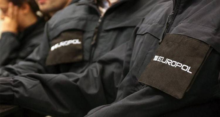 &Epsilon;&upsilon;&rho;&omega;&pi;&alpha;ί&omicron;&iota; &mu;&upsilon;&sigma;&tau;&iota;&kappa;&omicron;ί &alpha;&sigma;&tau;&upsilon;&nu;&omicron;&mu;&iota;&kappa;&omicron;ί &sigma;&tau;&omicron; &Alpha;&iota;&gamma;&alpha;ί&omicron;