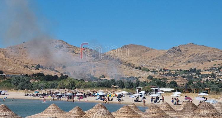 &Lambda;ή&mu;&nu;&omicron;&sigmaf;: &Phi;&omega;&tau;&iota;ά &alpha;&upsilon;&tau;ή &tau;&eta;&nu; ώ&rho;&alpha; &sigma;&tau;&eta;&nu; &pi;&alpha;&rho;&alpha;&lambda;ί&alpha; &Theta;ά&nu;&omicron;&upsilon;&sigmaf;