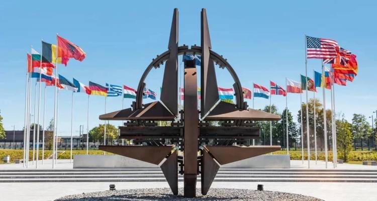 &Omicron;&iota; &Eta;&Pi;&Alpha; &mu;&epsilon;&iota;ώ&nu;&omicron;&upsilon;&nu; &pi;&rho;&omicron;&sigma;&omega;&pi;&iota;&kappa;ό &sigma;&epsilon; &delta;&omicron;&mu;έ&sigmaf; &tau;&omicron;&upsilon; &Nu;&Alpha;&Tau;&Omicron; -&Alpha;&nu;&eta;&sigma;&upsilon;&chi;ί&alpha; &sigma;&tau;&eta;&nu; &Epsilon;&upsilon;&rho;ώ&pi;&eta;