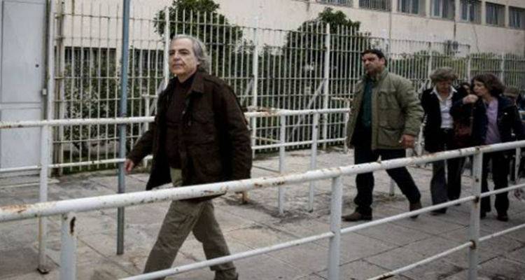 &Sigma;&tau;&iota;&sigmaf; &phi;&upsilon;&lambda;&alpha;&kappa;έ&sigmaf; &Kappa;&omicron;&rho;&upsilon;&delta;&alpha;&lambda;&lambda;&omicron;ύ &omicron; &Delta;&eta;&mu;ή&tau;&rho;&eta;&sigmaf; &Kappa;&omicron;&upsilon;&phi;&omicron;&nu;&tau;ί&nu;&alpha;&sigmaf; | &Epsilon;&pi;έ&sigma;&tau;&rho;&epsilon;&psi;&epsilon; &nu;&omega;&rho;ί&tau;&epsilon;&rho;&alpha; &alpha;&pi;ό &tau;&eta;&nu; ά&delta;&epsilon;&iota;&alpha;