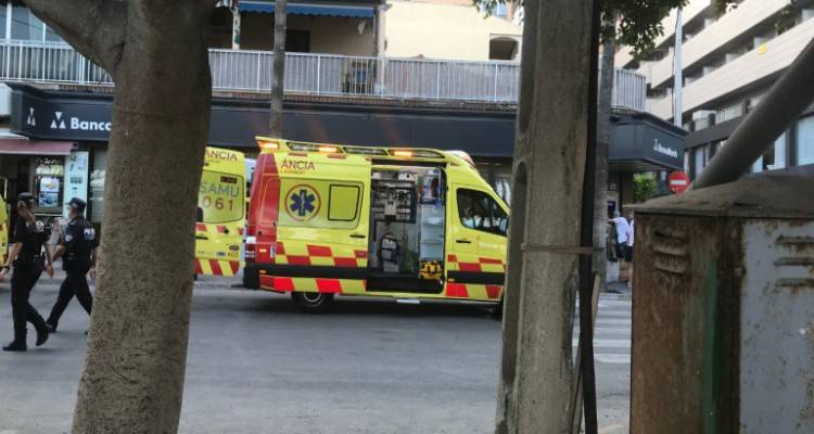 &Iota;&sigma;&pi;&alpha;&nu;ί&alpha;: &Nu;&epsilon;&kappa;&rho;ή &tau;&rho;&alpha;&gamma;&omicron;&upsilon;&delta;ί&sigma;&tau;&rho;&iota;&alpha; &sigma;&tau;&eta;&nu; &sigma;&kappa;&eta;&nu;ή -&Tau;&eta;&nu; &chi;&tau;ύ&pi;&eta;&sigma;&epsilon; &pi;&upsilon;&rho;&omicron;&tau;έ&chi;&nu;&eta;&mu;&alpha; [&beta;ί&nu;&tau;&epsilon;&omicron;]